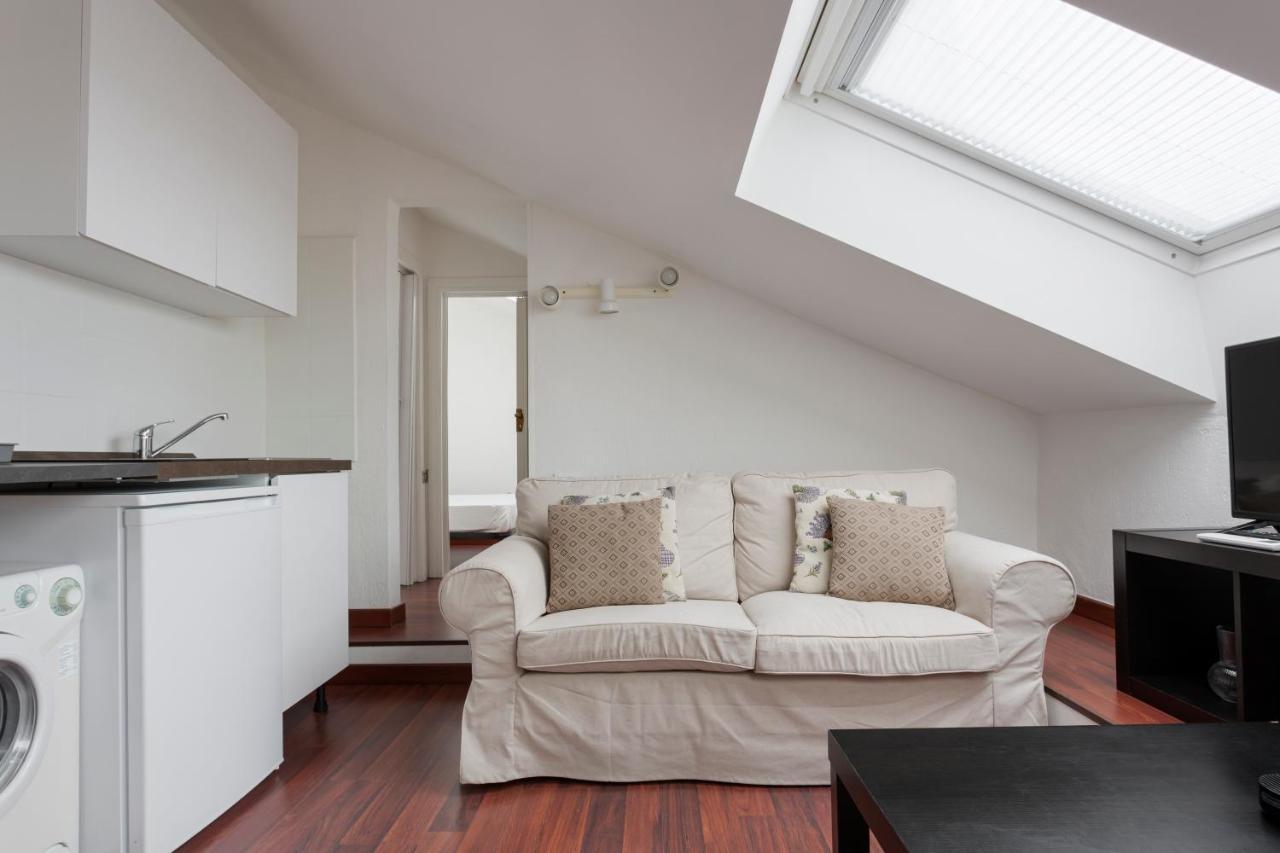 2 Bedroom Apt - Duomo 3 Mediolan Zewnętrze zdjęcie